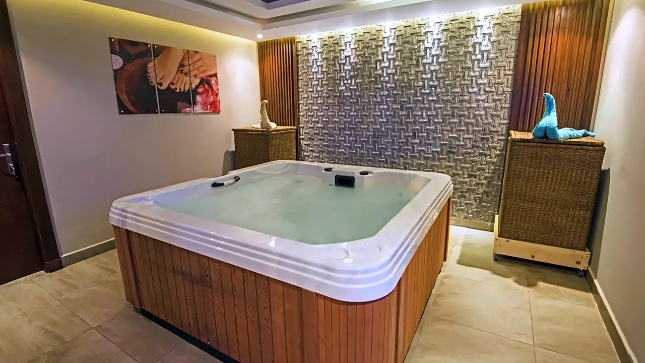 الفندق كازا ماري ريزورت - مرسى علم